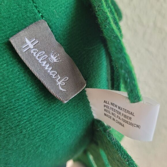 NEW Hallmark Mistletoe MERRY KISS MAS Drop N GREET Sound & Motion Plush VIDEO - Picture 7 of 14